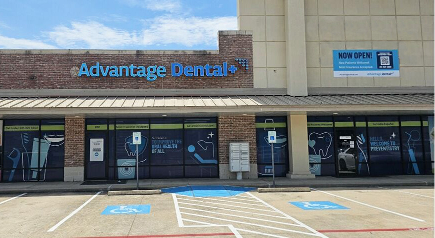 Advantage Dental%2B Katy Storefront 